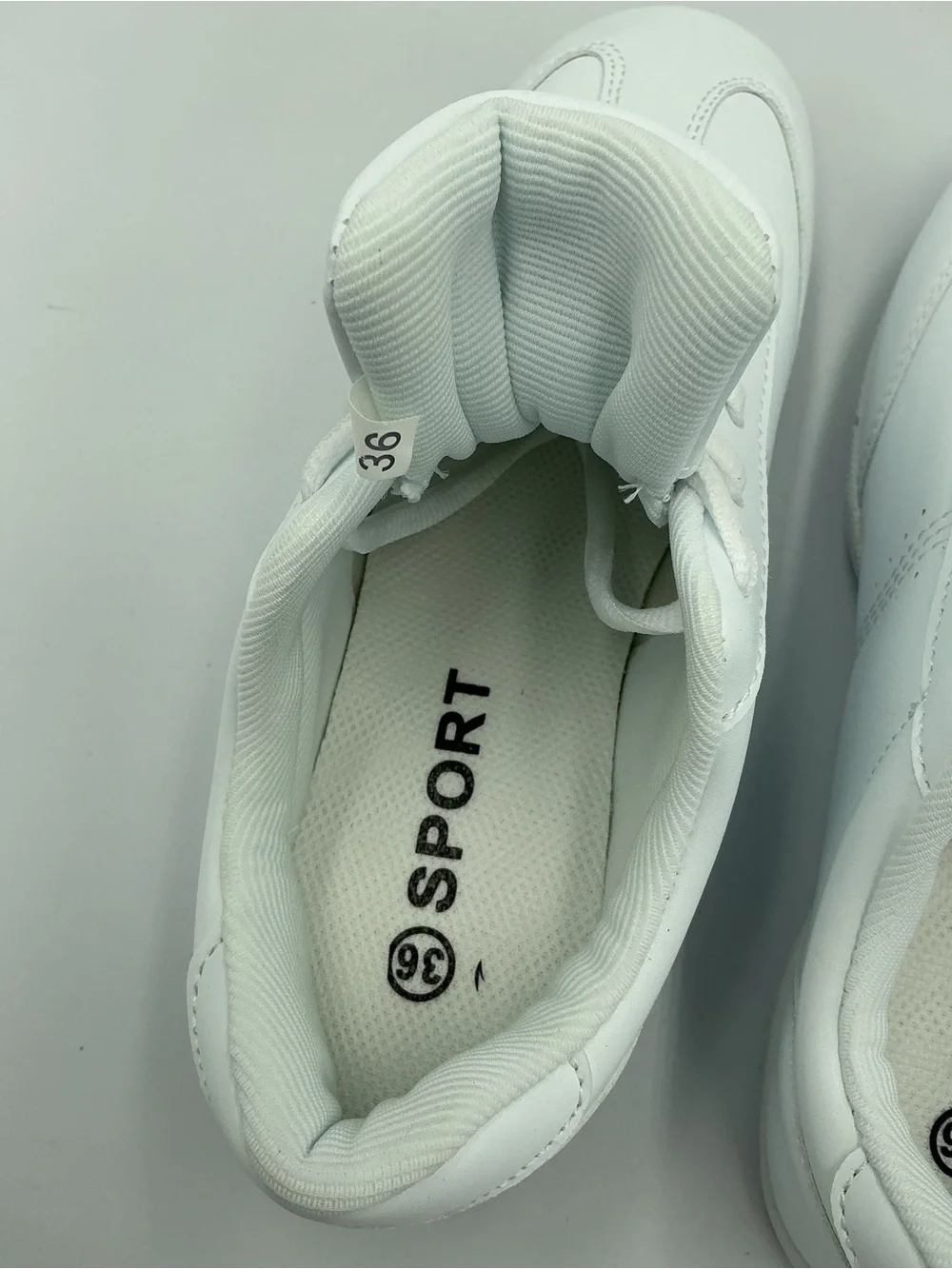 SPORT brand Lace-Up Girls Cheerleader White Sneakers Shoe Size 3/3.5 (36) NIB